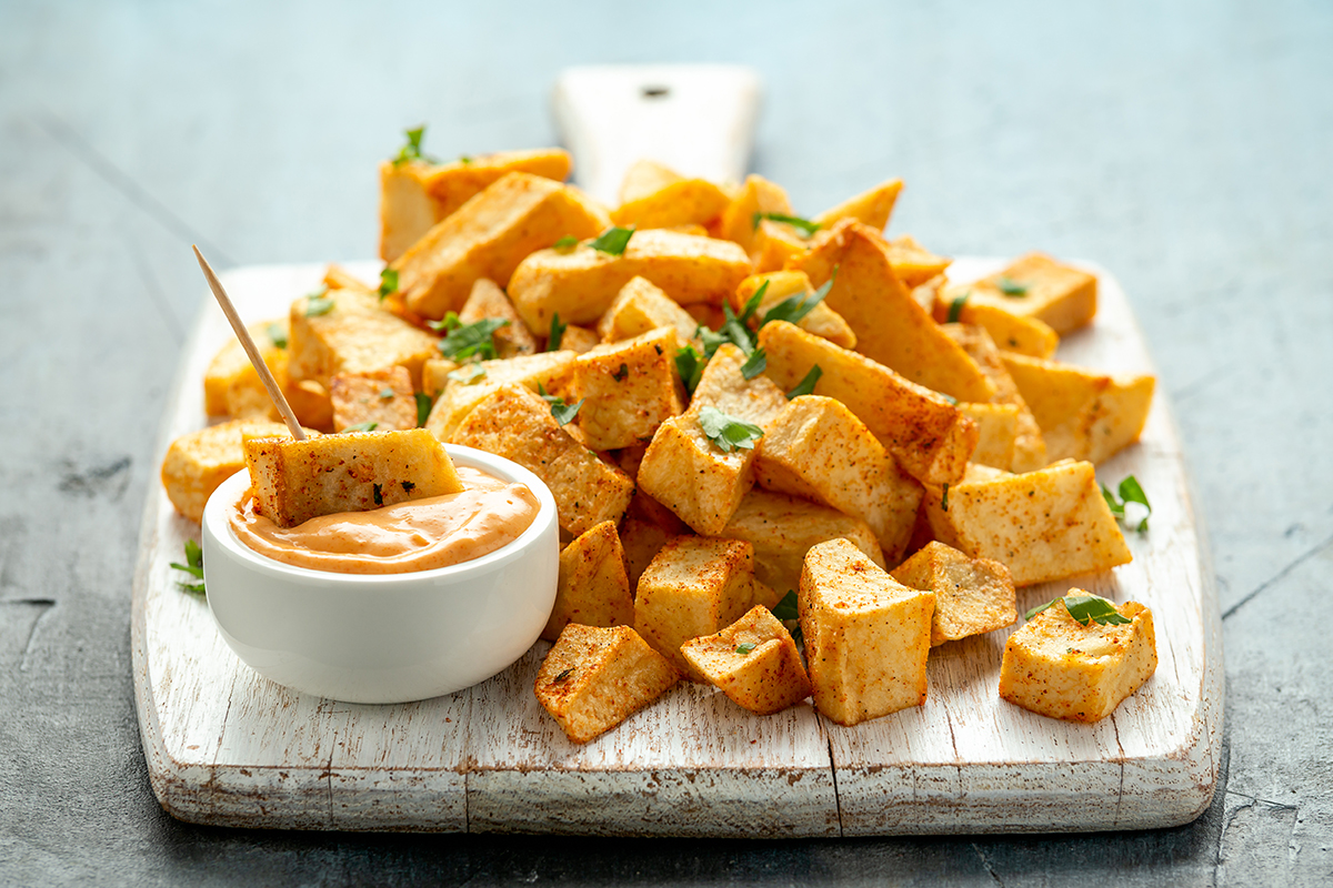 Best french fries – patatas bravas