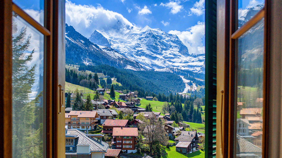 Jungfrau in Switzerland - tour to swiss alps - expat explore